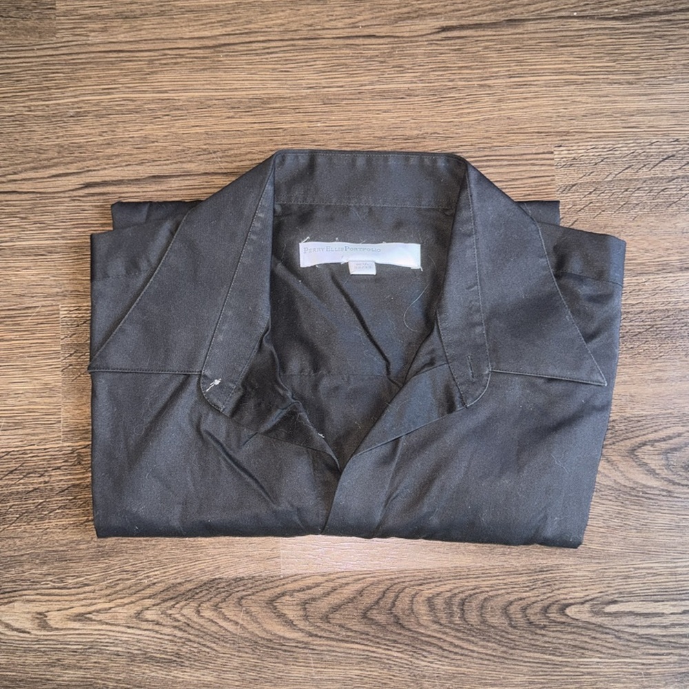 Perry Ellis Portfolio dress shirt